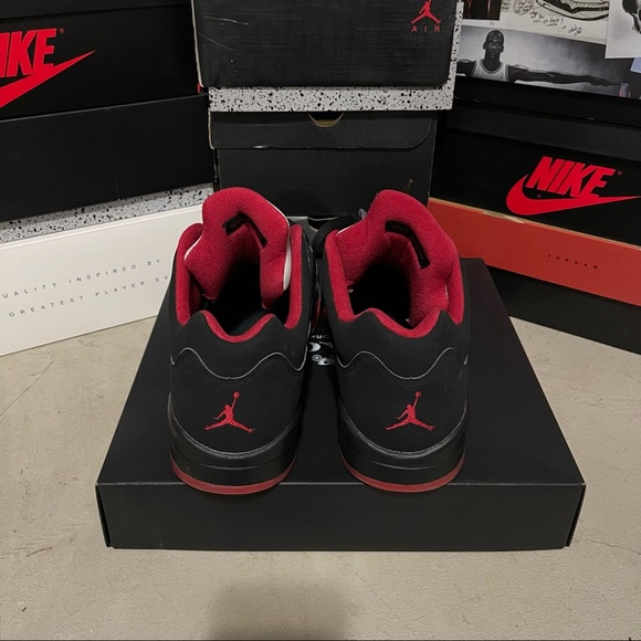 Jordan 5 retro low ‘90’s Alternate’ - Picture 4 of 6